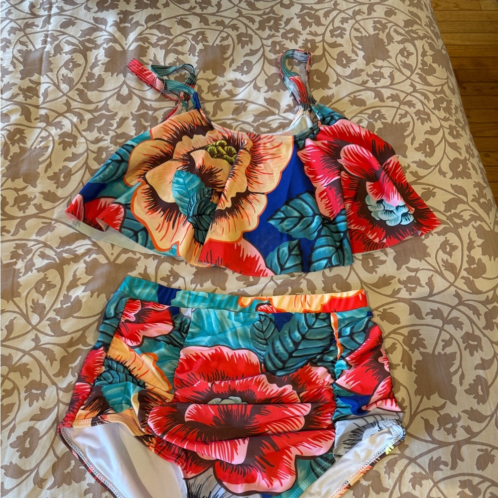 High waisted flowy Floral Two-Piece Swimsuit